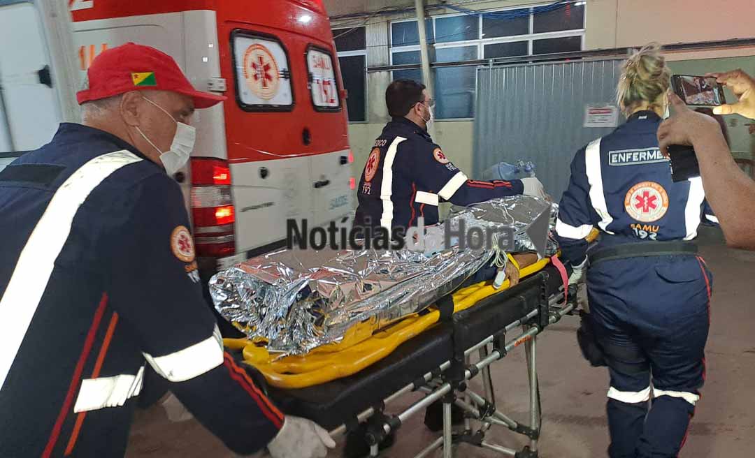 Colisão frontal entre bicicleta e caminhonete na estrada do Amapá, em Rio Branco, deixa idoso em estado gravíssimo