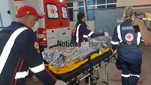 Colisão frontal entre bicicleta e caminhonete na estrada do Amapá, em Rio Branco, deixa idoso em estado gravíssimo