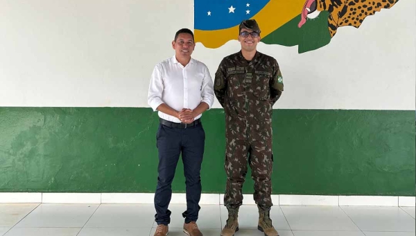 Prefeito Jerry Correia discute realização da Expofronteira com o Comando do Exército Brasileiro