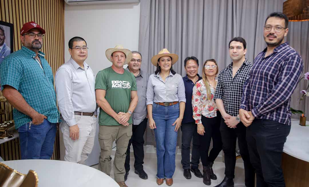 Mailza recebe empresários chineses na Expoacre e reforça potencial da ZPE do Acre