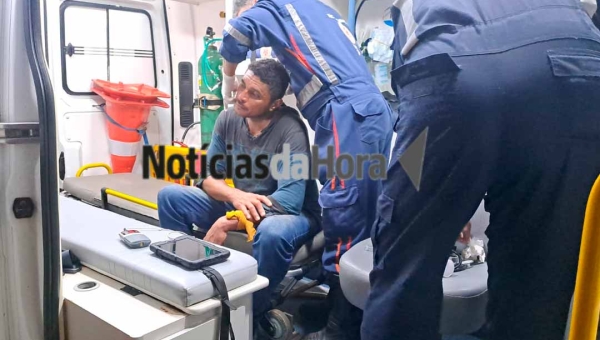 Discussão por ciúmes termina em tentativa de homicídio com terçado em bar no bairro Alto Alegre, em Rio Branco