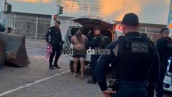 Homem é torturado e baleado pelo "tribunal do crime", mas consegue escapar da morte em Rio Branco