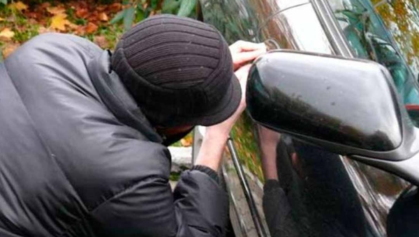 Quadrilha usa dispositivo para burlar alarmes de carros durante Expoacre 2025