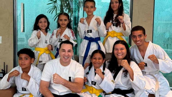 "O lugar dessas crianças é no tatame, representando o Acre", diz Ney Amorim sobre atletas que buscavam ajuda em semáforo para competir em Porto Velho