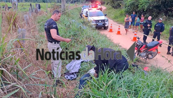 Homem morre em colisão frontal entre motos na zona rural de Rio Branco; vítima não usava capacete