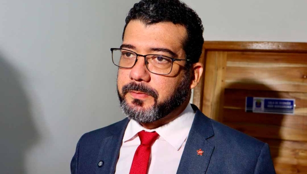 Visita de Lula ao Acre é voltada a investimentos em infraestrutura, habitação, educação e assistência social, diz Kamai