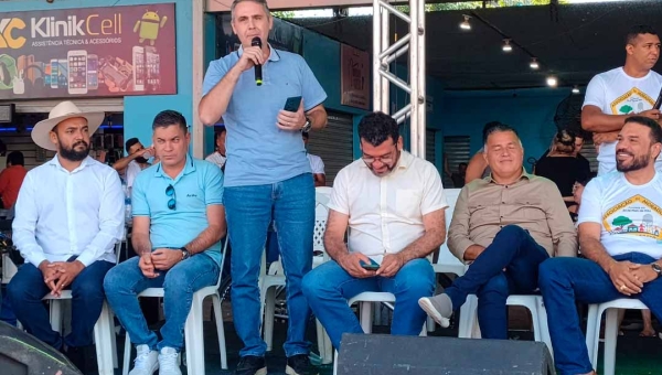 Aniversário do Seis de Agosto é pouco prestigiado por políticos, e Marcus Alexandre dá indireta: “Ano que vem vai estar lotado. É ano de eleição”