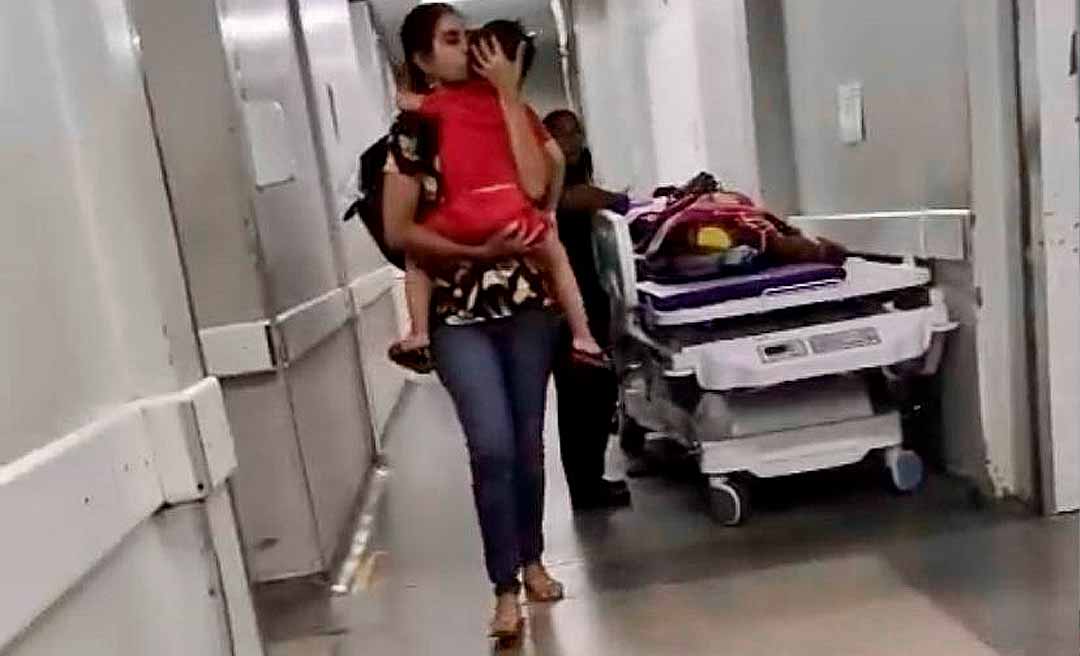 Vídeo mostra superlotação no Pronto-Socorro de Rio Branco; pacientes ocupam corredores do hospital