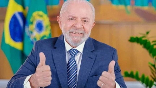 Agenda de Lula no Acre terá estrutura com telão, 20 ônibus e público limitado a 1, 5 mil convidados e credenciados