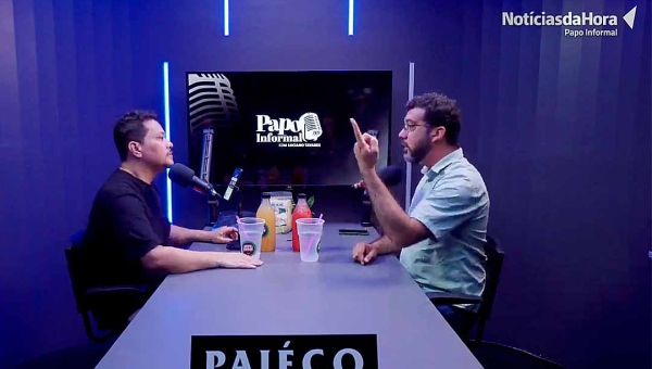 André Kamai chama Eduardo Bolsonaro de covarde, e o compara a “terrorista”