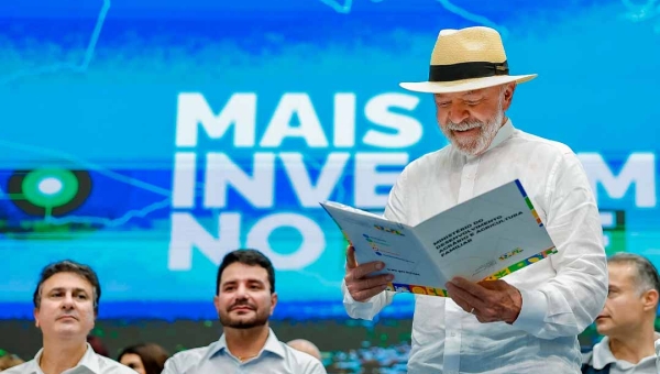 Em agenda em Rio Branco, Lula anuncia R$ 1,1 bilhão em investimentos: “que Deus abençoe o povo do Acre
