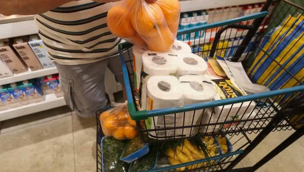 Inflação fecha julho em 0,26%; alimentos caem pelo segundo mês seguido