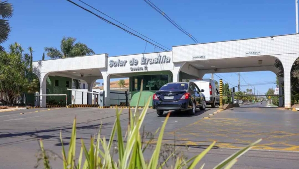 Alexandre de Moraes autoriza Bolsonaro a deixar prisão domiciliar para fazer exames