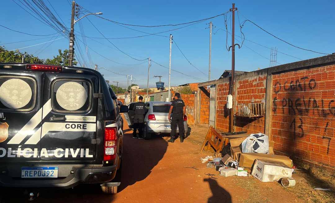 Polícia Civil cumpre mandado de busca e apreensão em investigação de pedofilia no Bairro Belo Jardim, em Rio Branco