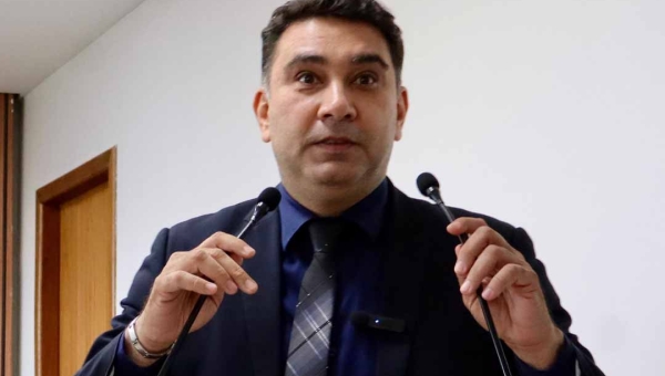 Vereador Samir Bestene defende ações concretas contra violência doméstica e feminicídio: “Uma bandeira importante a ser discutida neste plenário”