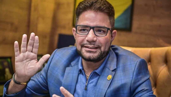 Gladson está incomodado com “corpo mole” de secretários e convoca reunião para puxão de orelhas