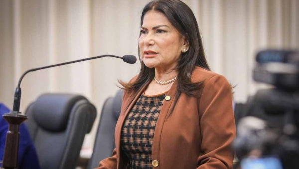 Após discurso de Tanízio, Antônia Sales dispara: “roupa suja se lava em casa”