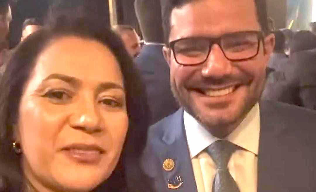 Mailza grava vídeo com Gladson em convenção de oficialização do União Progressista e fala em “fortalecer a caminhada pelo Acre”