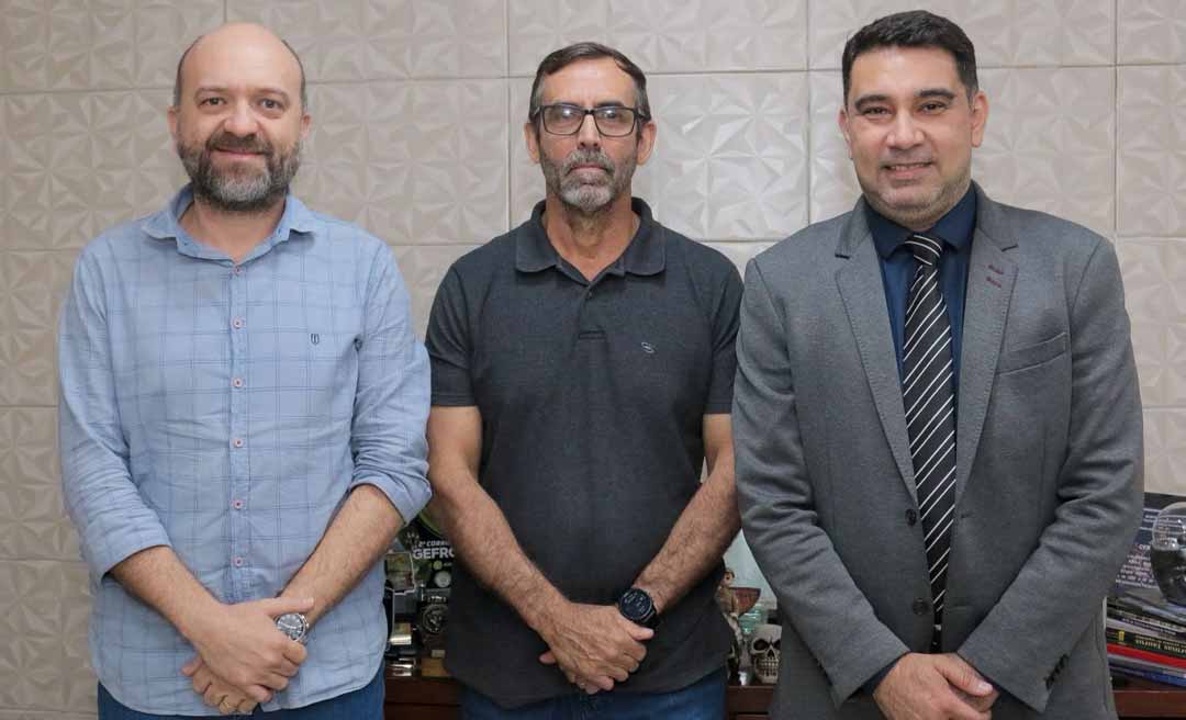 Samir Bestene discute segurança pública em reunião na Sejusp: “Tenho defendido a criação da Guarda Municipal como uma medida necessária”