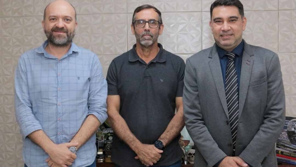 Samir Bestene discute segurança pública em reunião na Sejusp: “Tenho defendido a criação da Guarda Municipal como uma medida necessária”