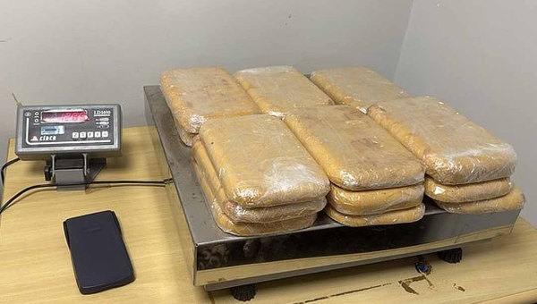 Acreana é presa em flagrante pela PF em Cuiabá por tráfico interestadual de drogas