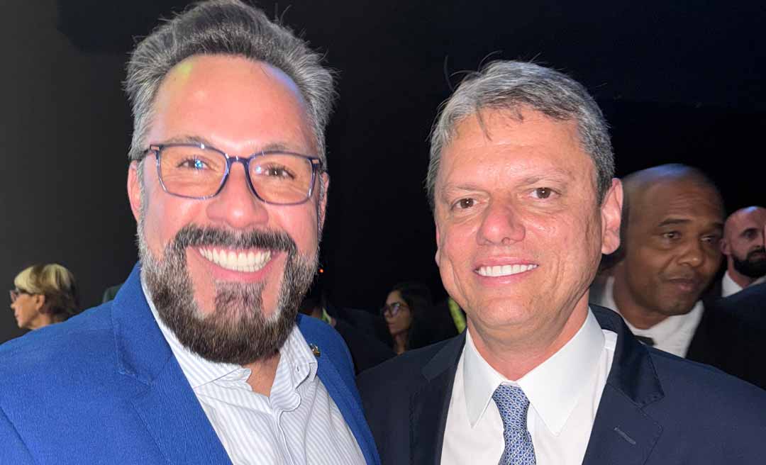 Senador Alan Rick marca presença em evento nacional do Republicanos