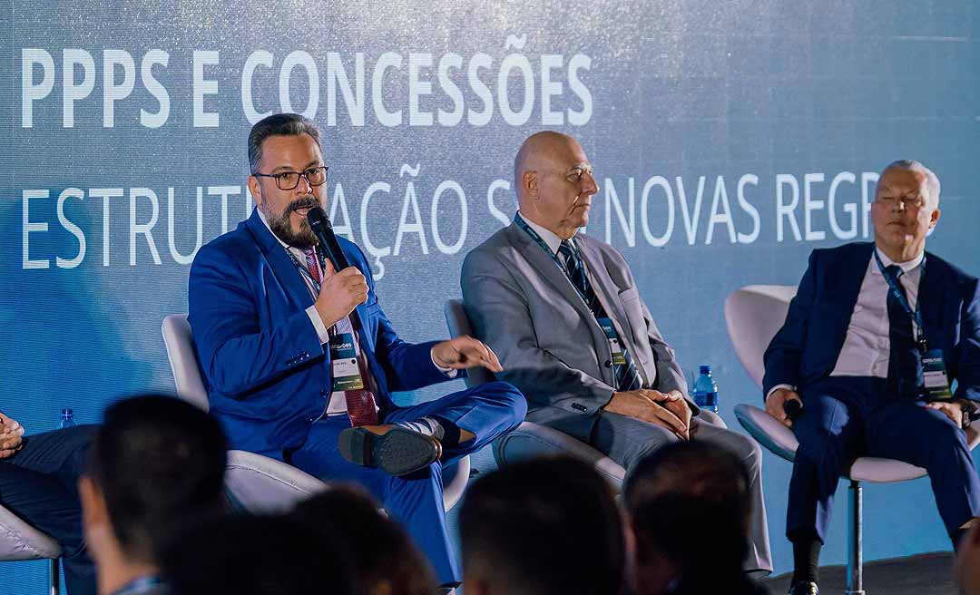 Senador Alan Rick defende avanços no saneamento e simplificação de licenciamento em evento da Abcon/Sidcon