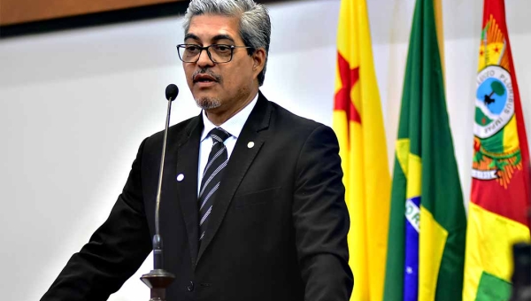 Edvaldo Magalhães acompanha situação dos posseiros dos seringais Tamandaré e Santa Cecília, em Tarauacá