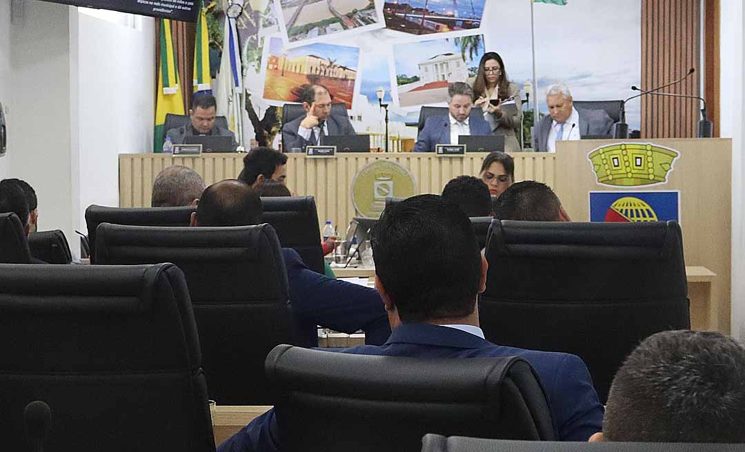 Vereadores rejeitam urgência em votação sobre afastamento do chefe da RBTrans