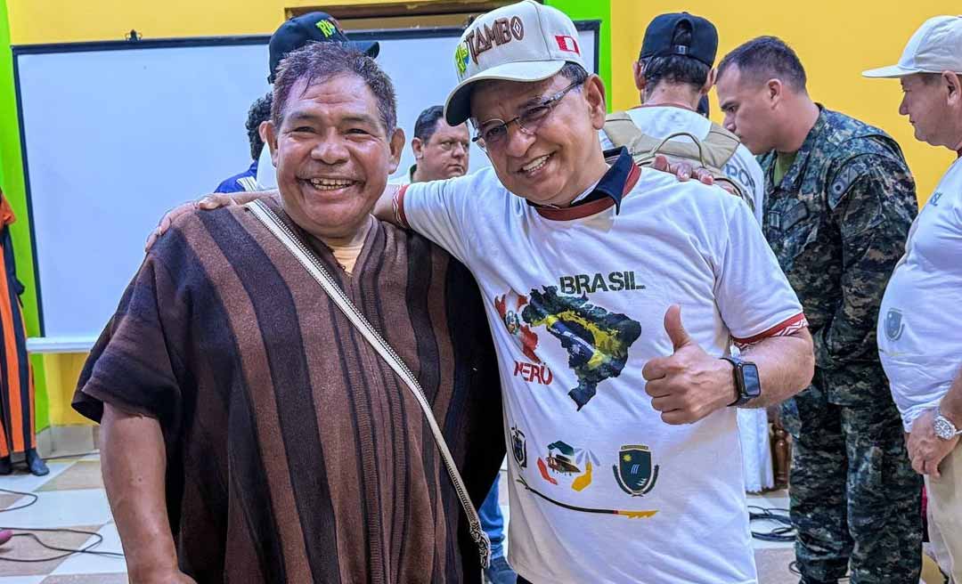 Gonzaga e secretários do Acre recebem título de cidadão em província peruana pela contribuição à integração entre Brasil e Peru