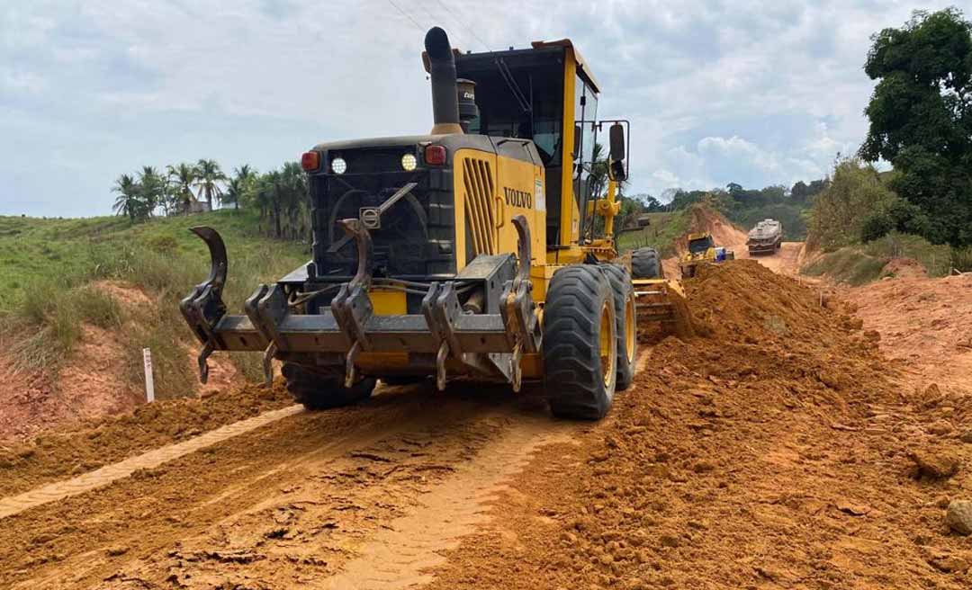 Deracre inicia recuperação de ramais em Mâncio Lima e Rodrigues Alves dentro da Operação Verão 2025