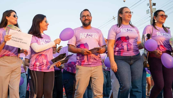 Prefeitura de Feijó realiza ação alusiva ao mês de combate à violência contra à mulher