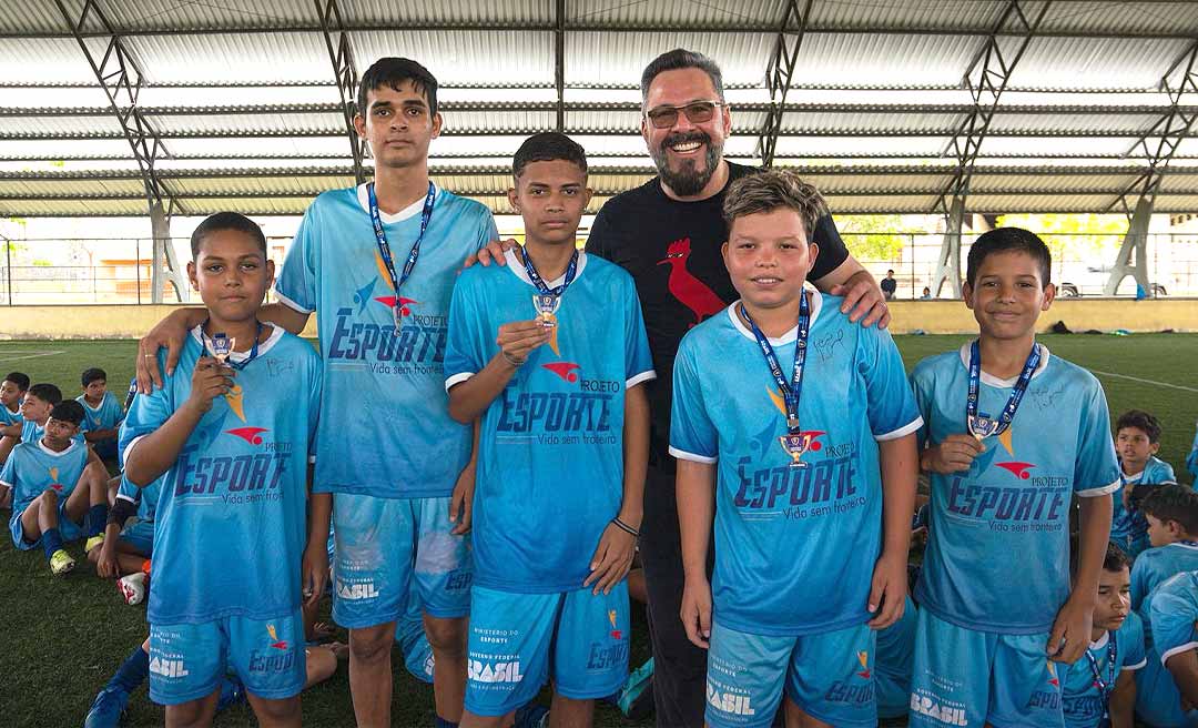 Com emenda de Alan Rick, Escolinha do Léo Moura abre 1.120 vagas em três municípios do Acre