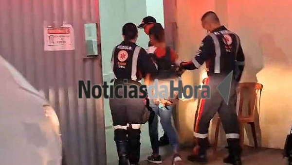 Criança de 4 anos sofre fratura exposta após ser atropelada por bicicleta motorizada em racha no Tucumã