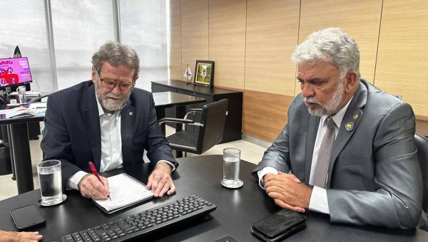 Governo federal já destinou quase R$ 11 milhões para minimizar os efeitos da seca no Acre, afirma Petecão