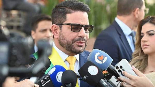 “Sentimento de missão cumprida”, diz Gladson ao confirmar sua última participação no desfile da Independência como governador