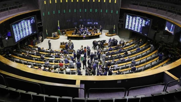 Congresso promulga Emenda Constitucional que cria limite para pagamento de precatórios por Estados e municípios