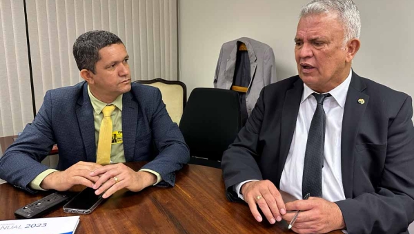 Petecão anuncia pagamento de quase R$ 3 milhões para conclusão da orla em Rodrigues Alves