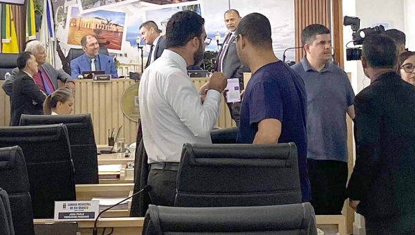 Projeto de subsídio à Ricco Transportes é retirado e reenviado pela Prefeitura de Rio Branco à Câmara