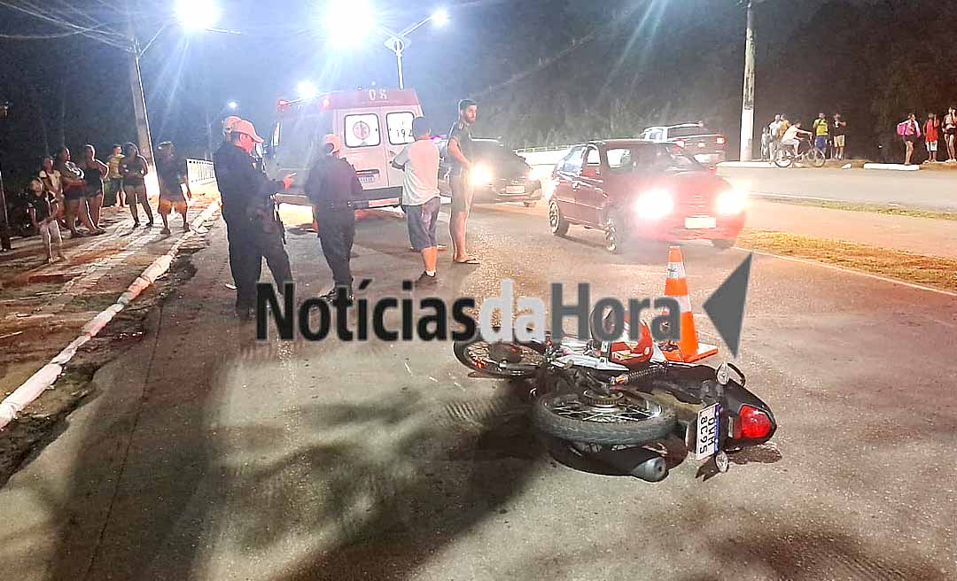 Motociclista de aplicativo fica gravemente ferida após atropelar pedestre no bairro da Paz, em Rio Branco