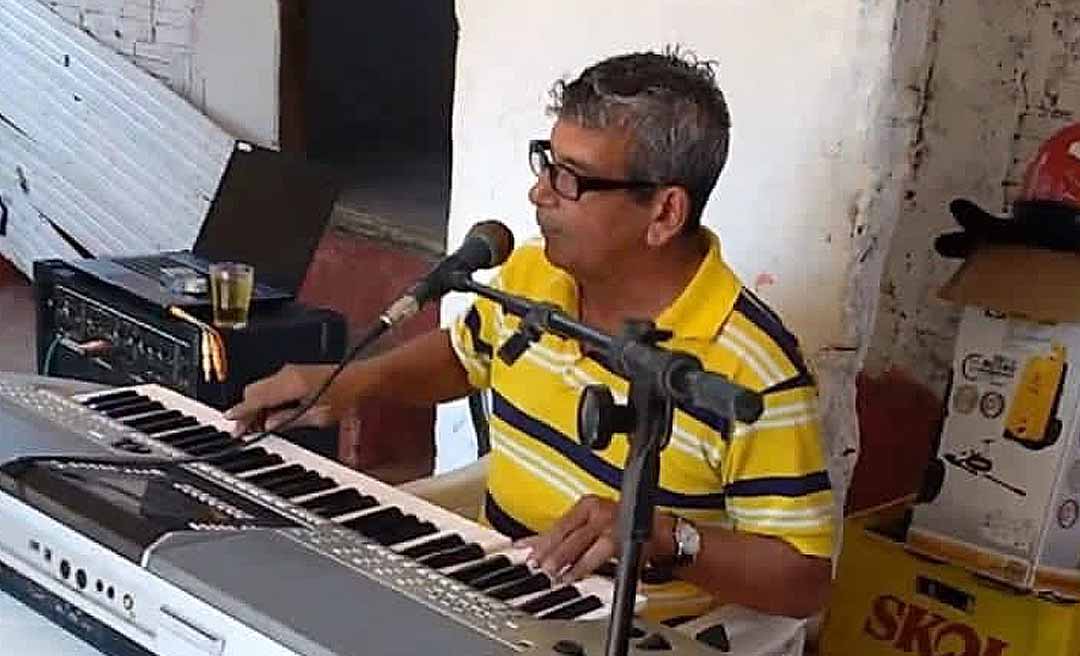 Cantor Etinildo Lopes é encontrado morto em sua residência no bairro Estação Experimental, em Rio Branco