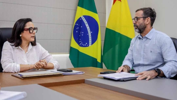 Mailza discute parceria entre Juntos Pelo Acre e Acre Pela Vida para fortalecer cidadania e prevenção à violência