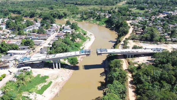 Lula talvez não aceite participar da inauguração de ponte em Xapuri porque a obra tem recursos de emenda do bolsonarista Márcio Bittar, avaliam petistas
