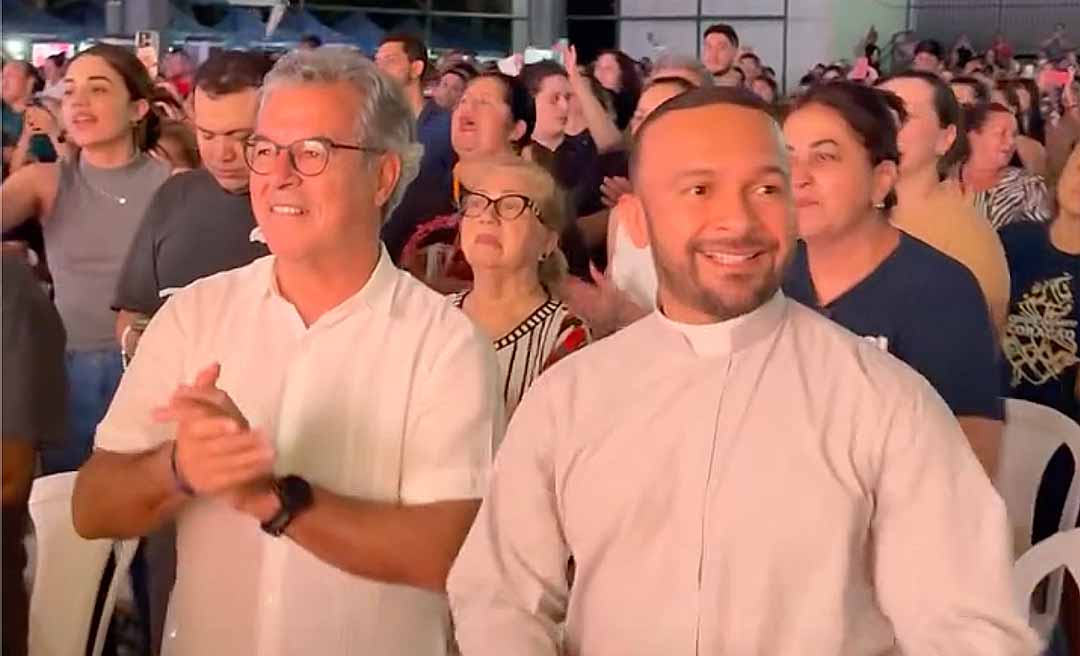 De olho no Senado, Jorge Viana participa do Cerco de Jericó para derrubar as muralhas espirituais e da política