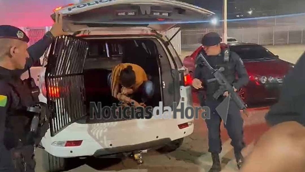 Força Tática do 2º Batalhão prende líder do Comando Vermelho no bairro Vila Acre, em Rio Branco