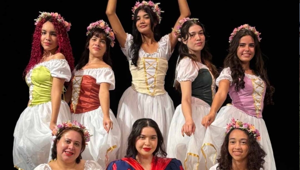 Com mais de 250 ingressos vendidos, espetáculo “Branca de Neve”, da Fluxo Cia de Artes, entra na reta final de ensaios em Rio Branco