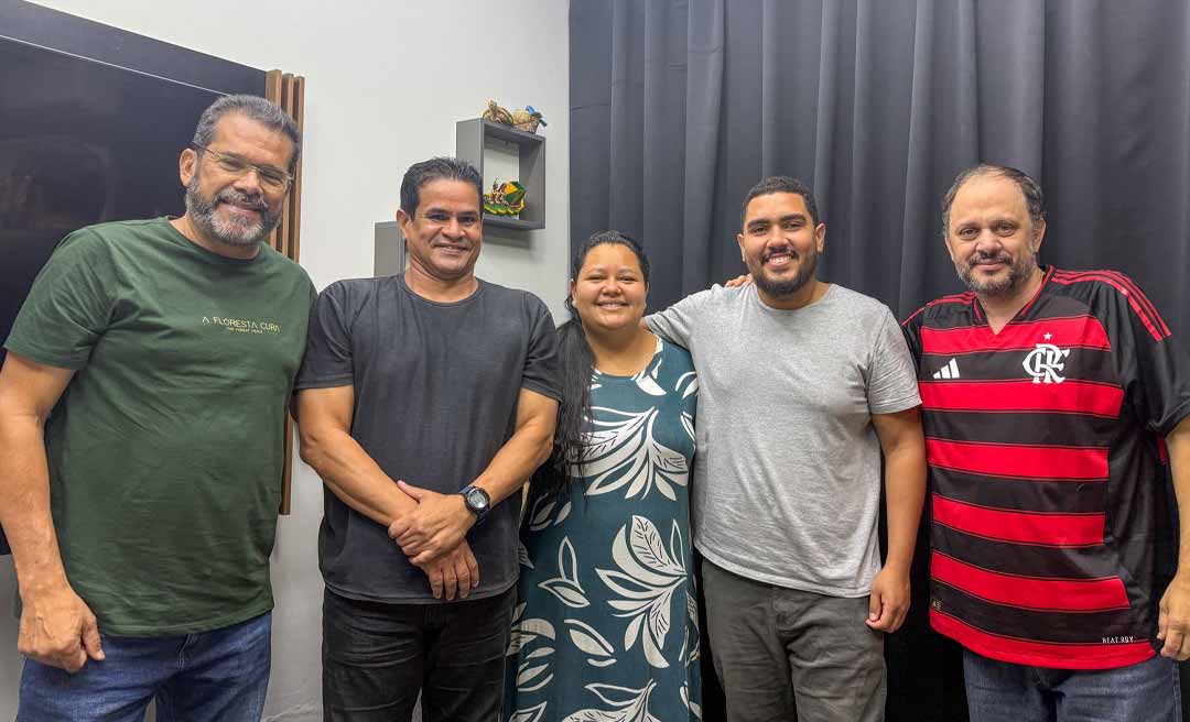 Se sentindo excluídos pelo PT e JV, Psol e Rede se reúnem e decidem lançar pré-candidatos ao governo e ao Senado