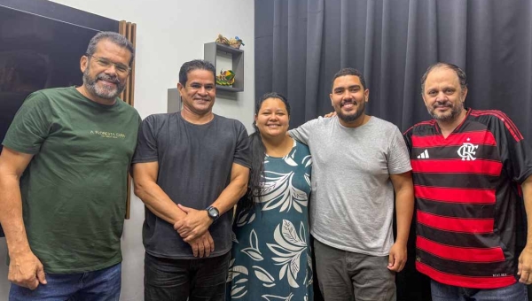 Se sentindo excluídos pelo PT e JV, Psol e Rede se reúnem e decidem lançar pré-candidatos ao governo e ao Senado