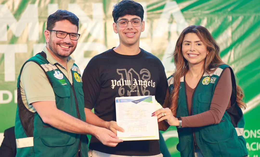 ITERACRE investe mais de R$ 6 milhões e marca dia histórico em Xapuri com a entrega de quase 1.500 títulos definitivos de terras