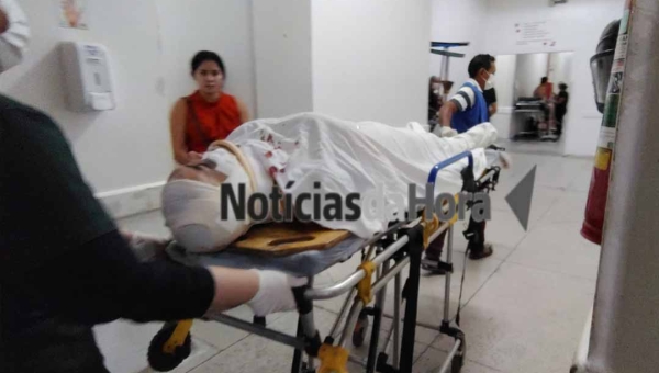 Motociclista é transferido para o Pronto-Socorro de Rio Branco após colisão com caminhão em Boca do Acre